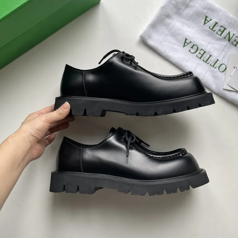 Bottega Veneta Shoe 